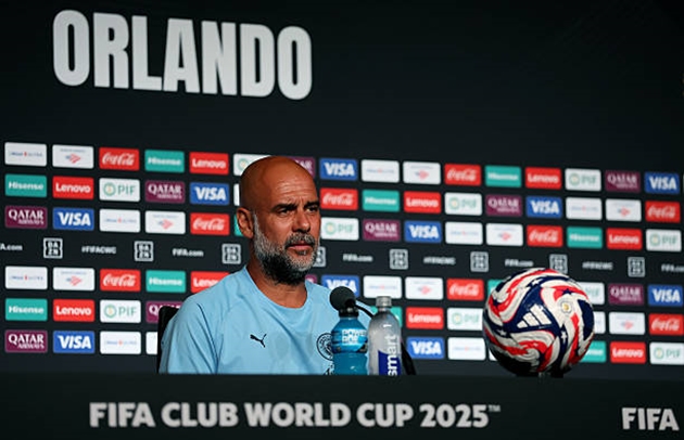 Pep Guardiola lo ngại thời tiết khắc nghiệt ảnh hưởng đến trận đấu Manchester City - Juventus