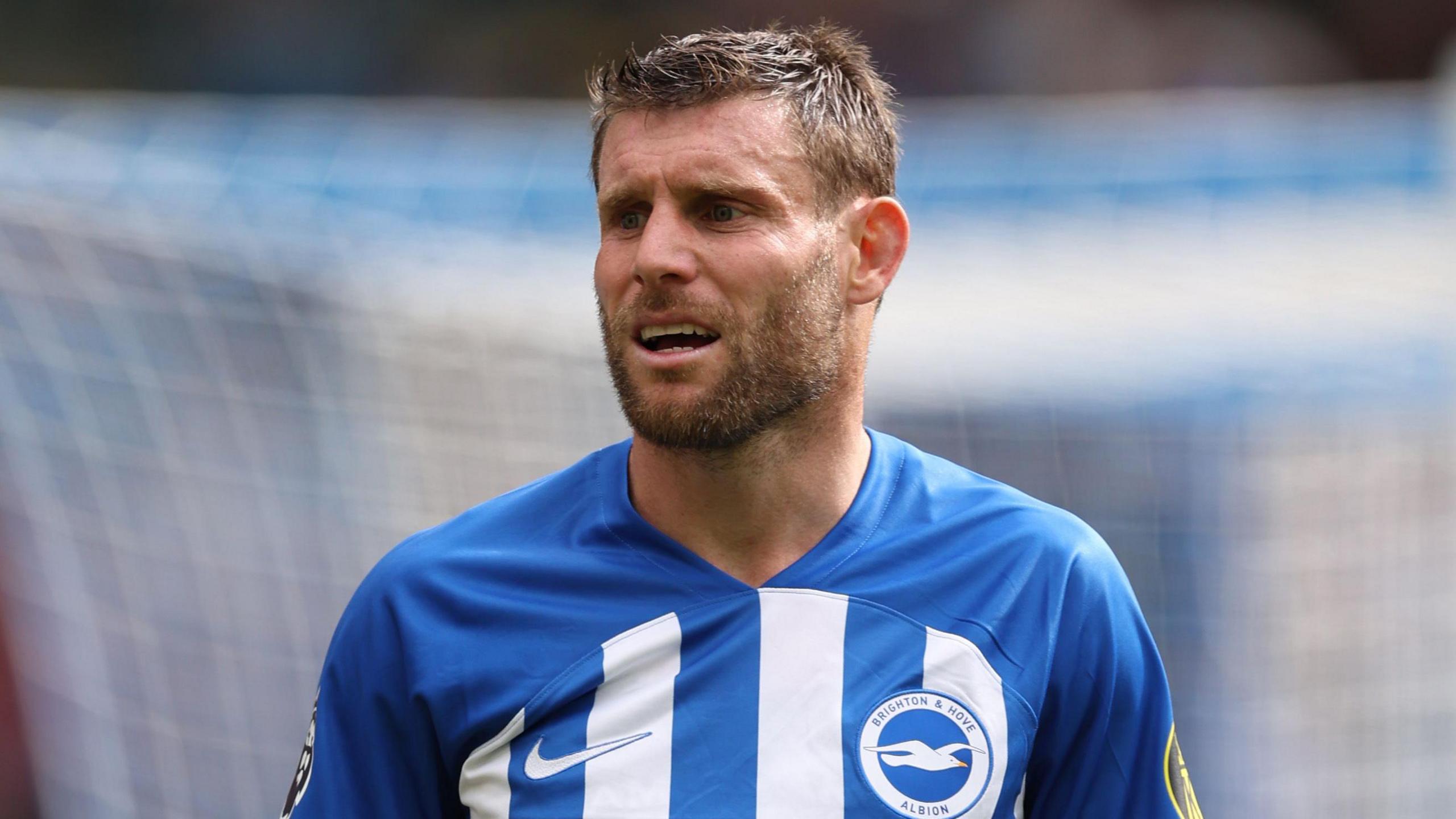James Milner: Huyền thoại bền bỉ hướng đến cột mốc lịch sử Premier League