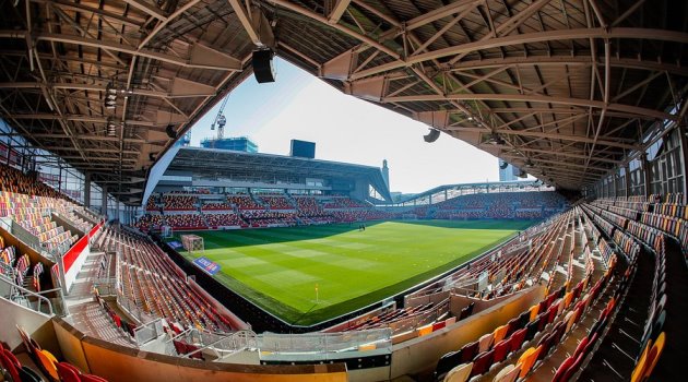 Sân vận động Gtech Community Stadium: Từ Griffin Park đến biểu tượng của Brentford